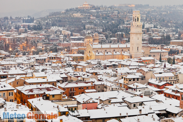https://img.meteogiornale.it/img-maxi/news/meteo-domani-sar-una-domenica-con-la-neve-al-nord-ecco-tutti-i-dettagli-54826_1_1.jpg