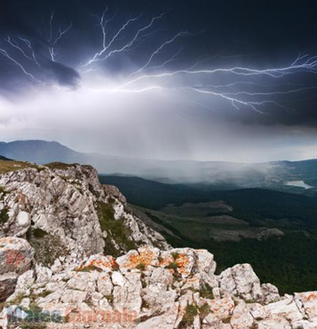 MALTEMPO ITALIA: nuova perturbazione in transito con rovesci e temporali anche intensi MALTEMPO ITALIA: nuova perturbazione in transito con rovesci e temporali anche intensi